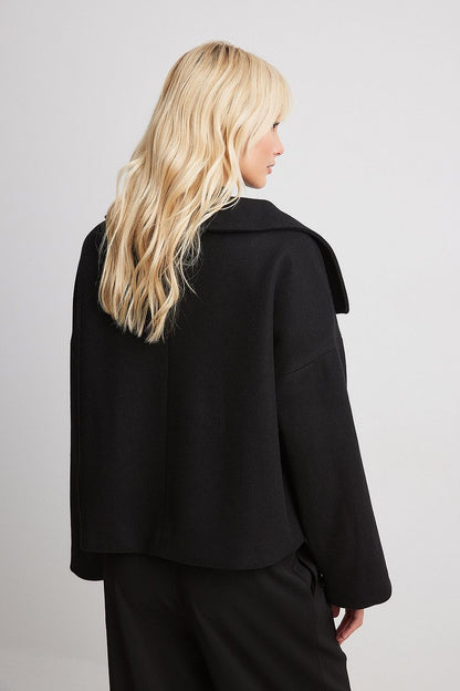 Elegant Autumn Trenchcoat